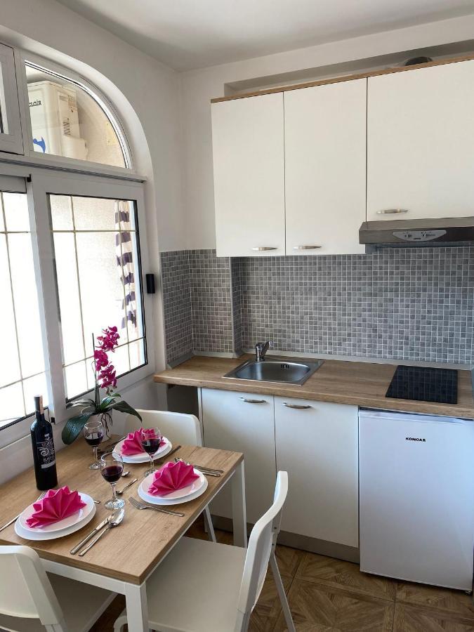 Apartments Kovac Makarska Exteriör bild