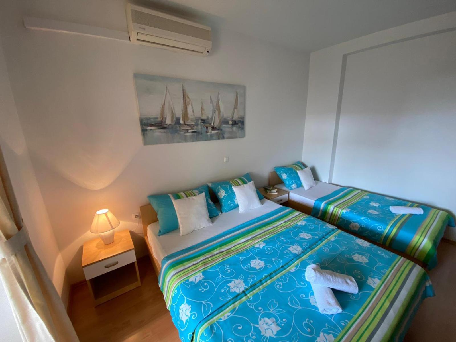 Apartments Kovac Makarska Rum bild