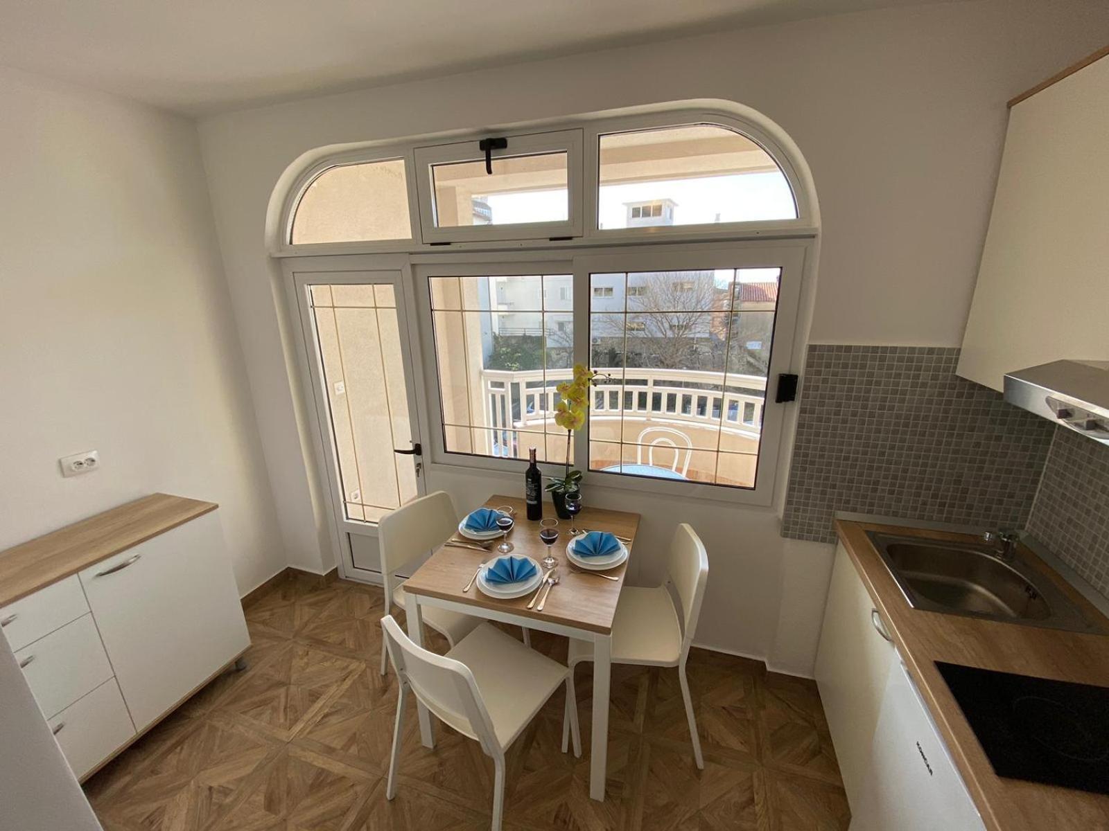 Apartments Kovac Makarska Rum bild
