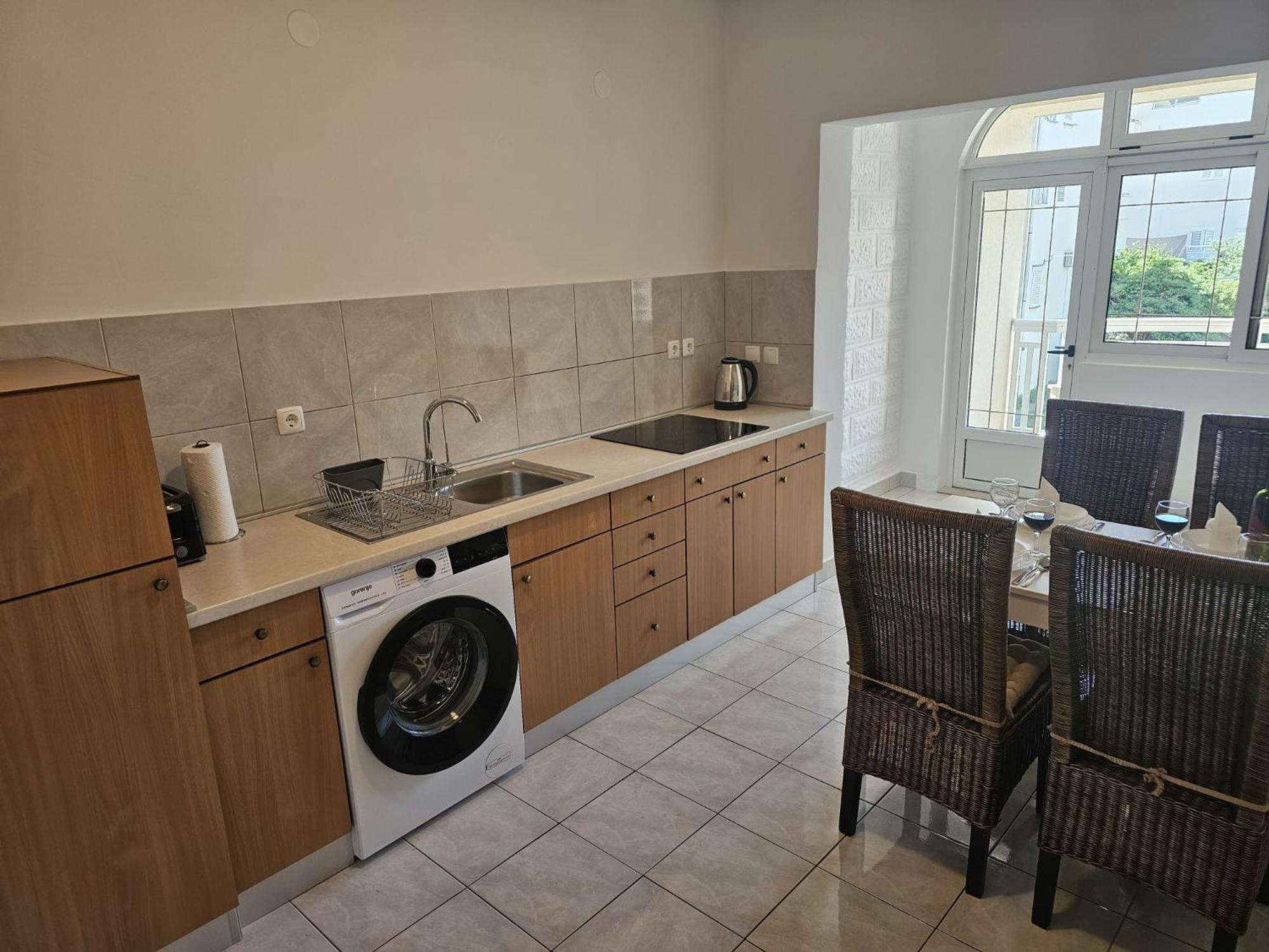 Apartments Kovac Makarska Rum bild